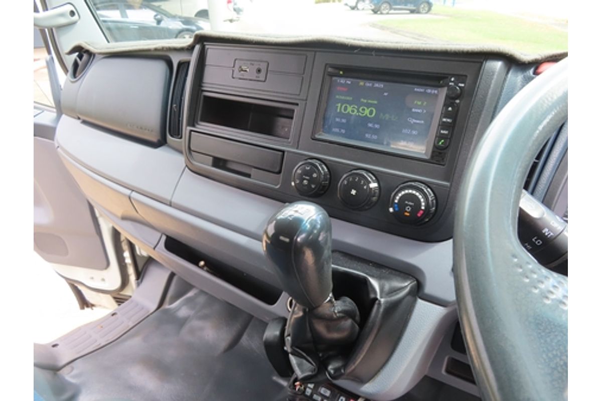 2015 Fuso Canter 515 SWB