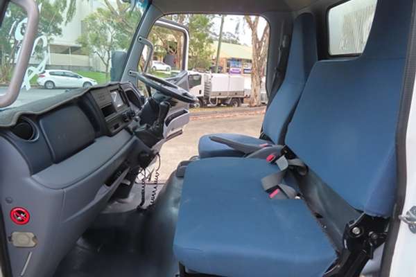2015 Fuso Canter 515 SWB
