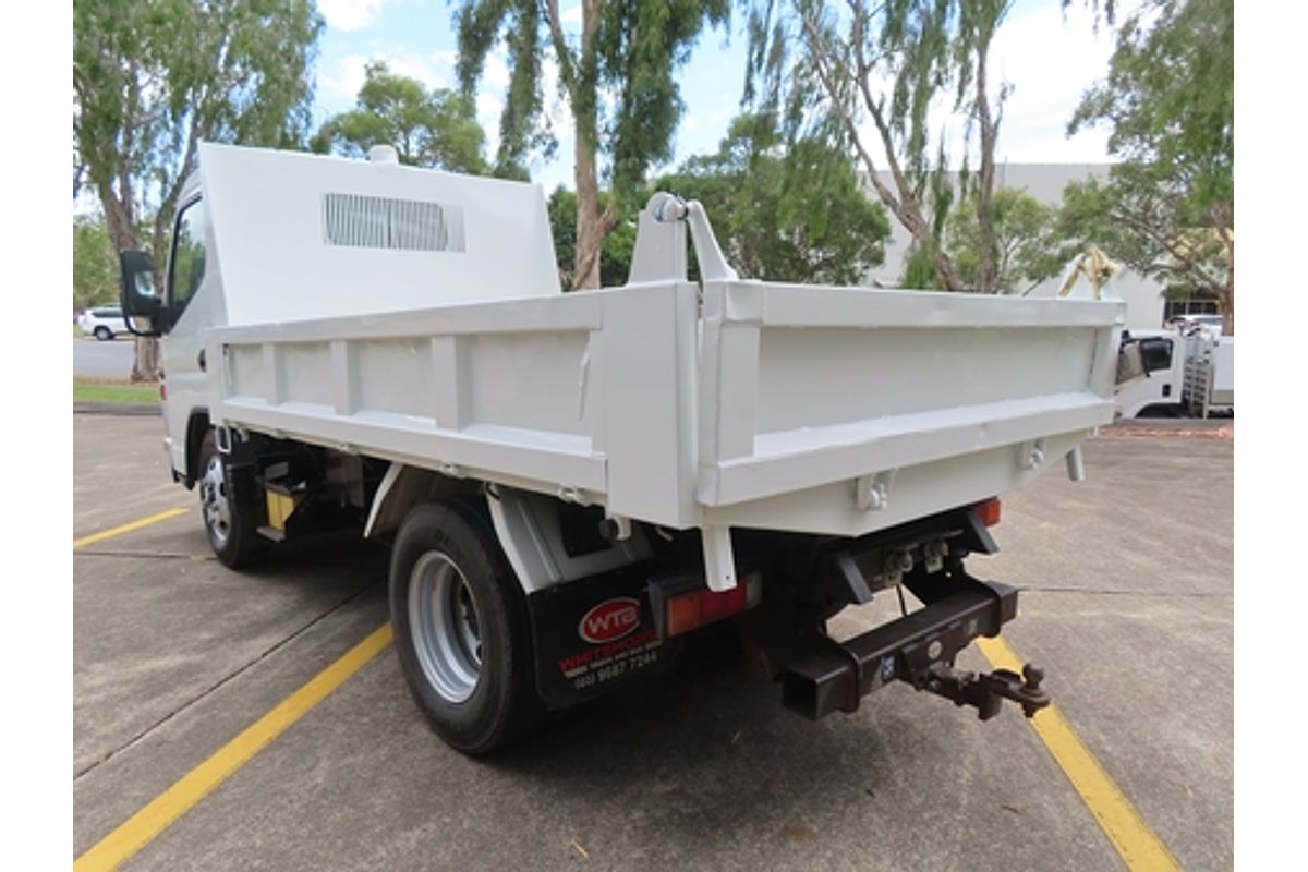 2015 Fuso Canter 515 SWB