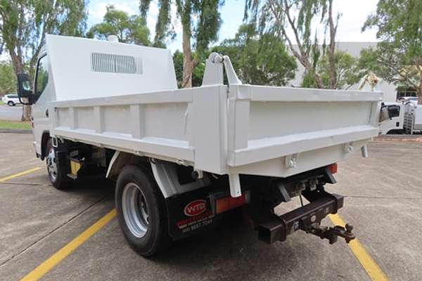 2015 Fuso Canter 515 SWB