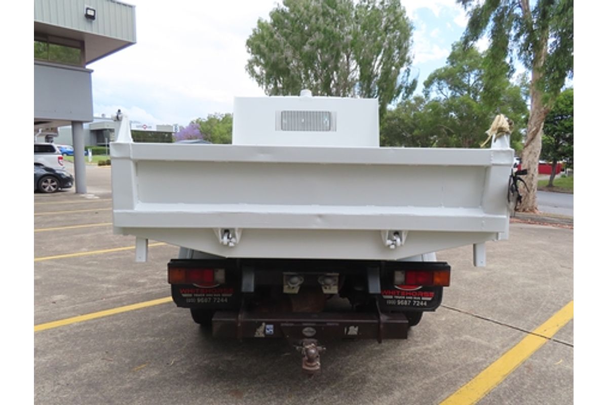 2015 Fuso Canter 515 SWB