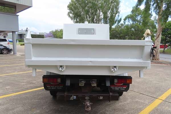 2015 Fuso Canter 515 SWB