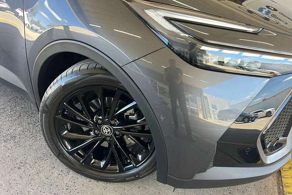 2023 Toyota C-HR GR Sport MAXH25R