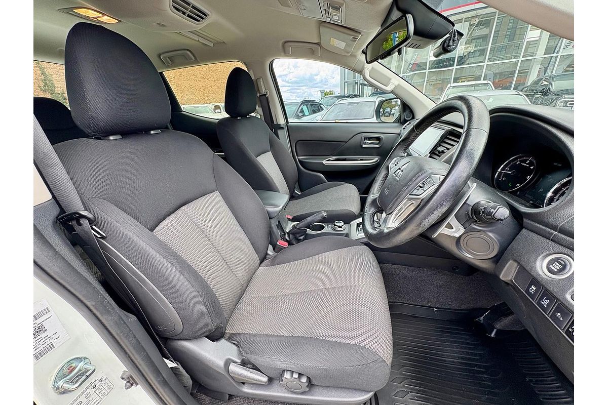 2021 Mitsubishi Triton GLS MR 4X4