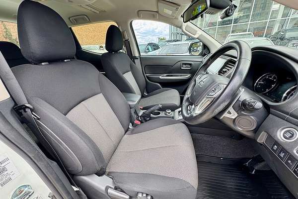 2021 Mitsubishi Triton GLS MR 4X4