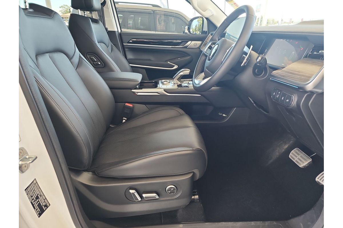 2024 GWM Cannon Alpha Ultra Hybrid P05 4X4