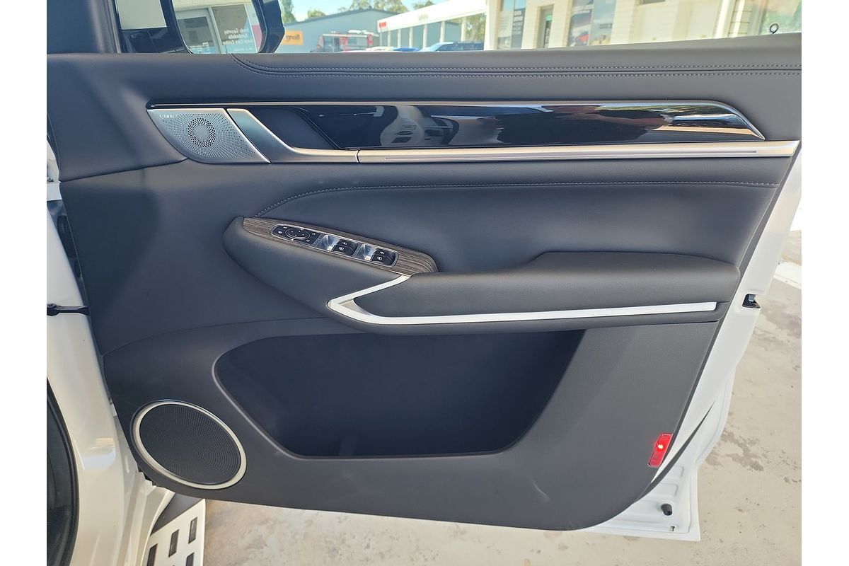 2024 GWM Cannon Alpha Ultra Hybrid P05 4X4