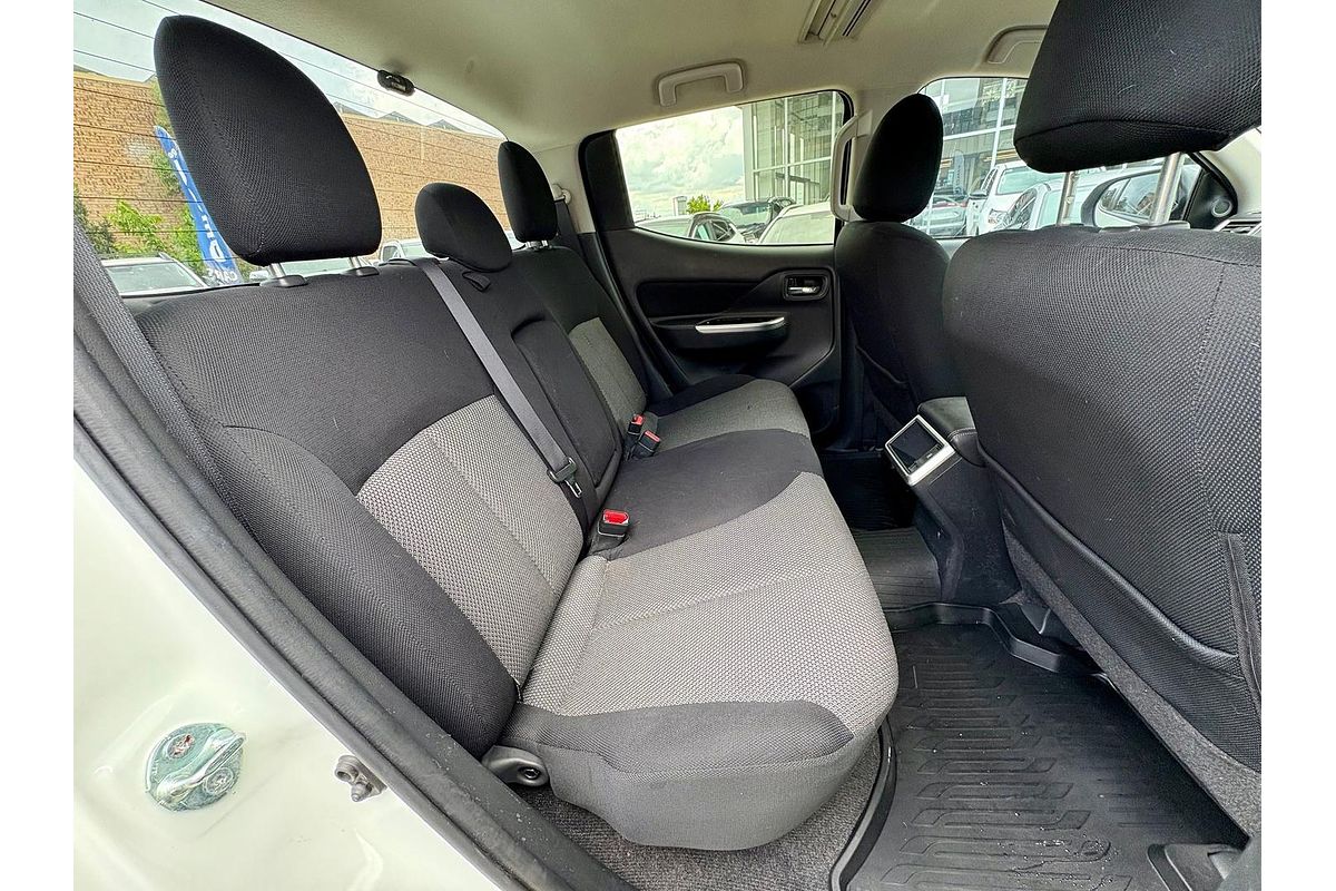 2021 Mitsubishi Triton GLS MR 4X4