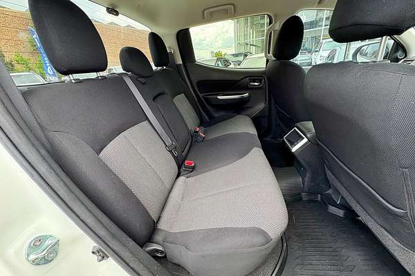 2021 Mitsubishi Triton GLS MR 4X4