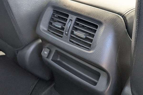 2025 Nissan Navara ST-X D23 4X4