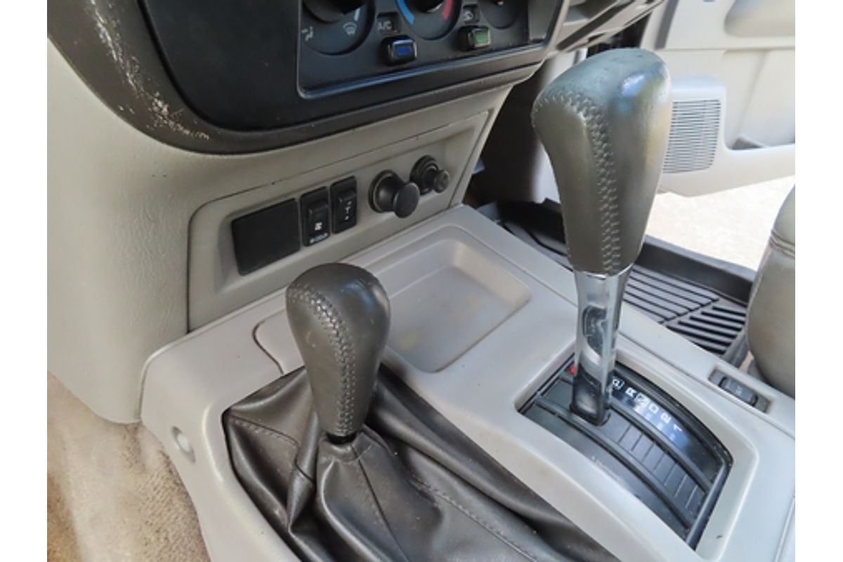 2004 Nissan Patrol ST-L GU IV