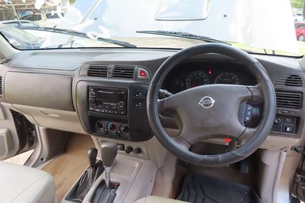 2004 Nissan Patrol ST-L GU IV