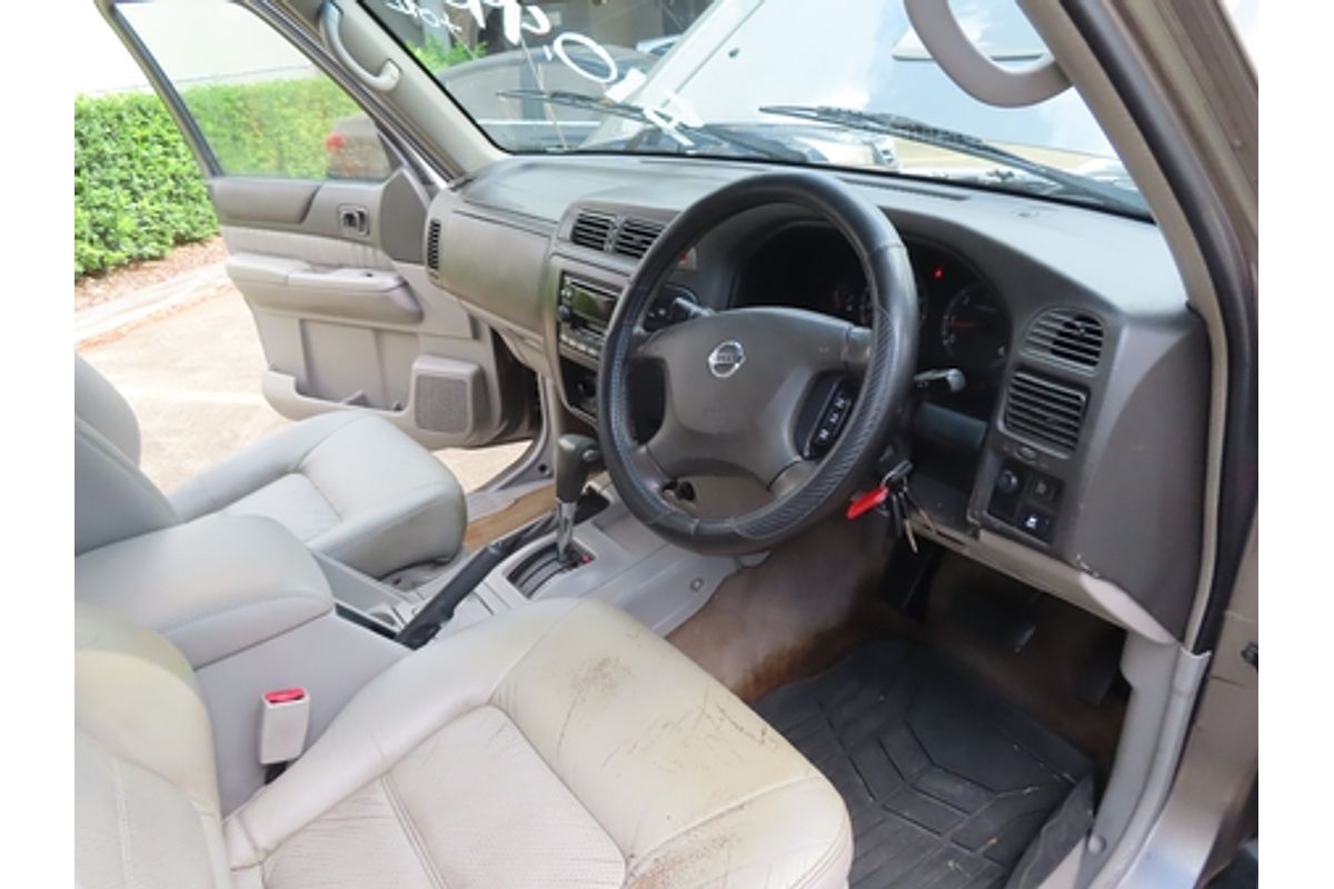 2004 Nissan Patrol ST-L GU IV