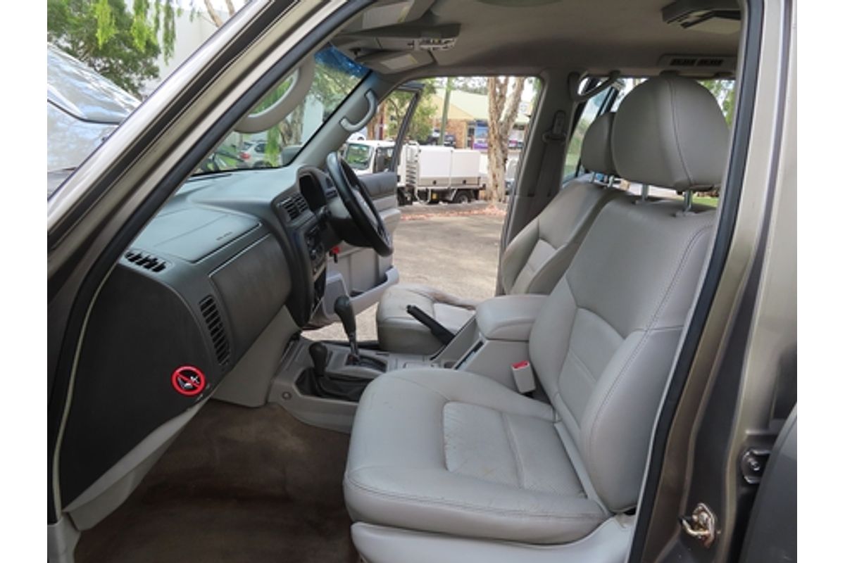 2004 Nissan Patrol ST-L GU IV