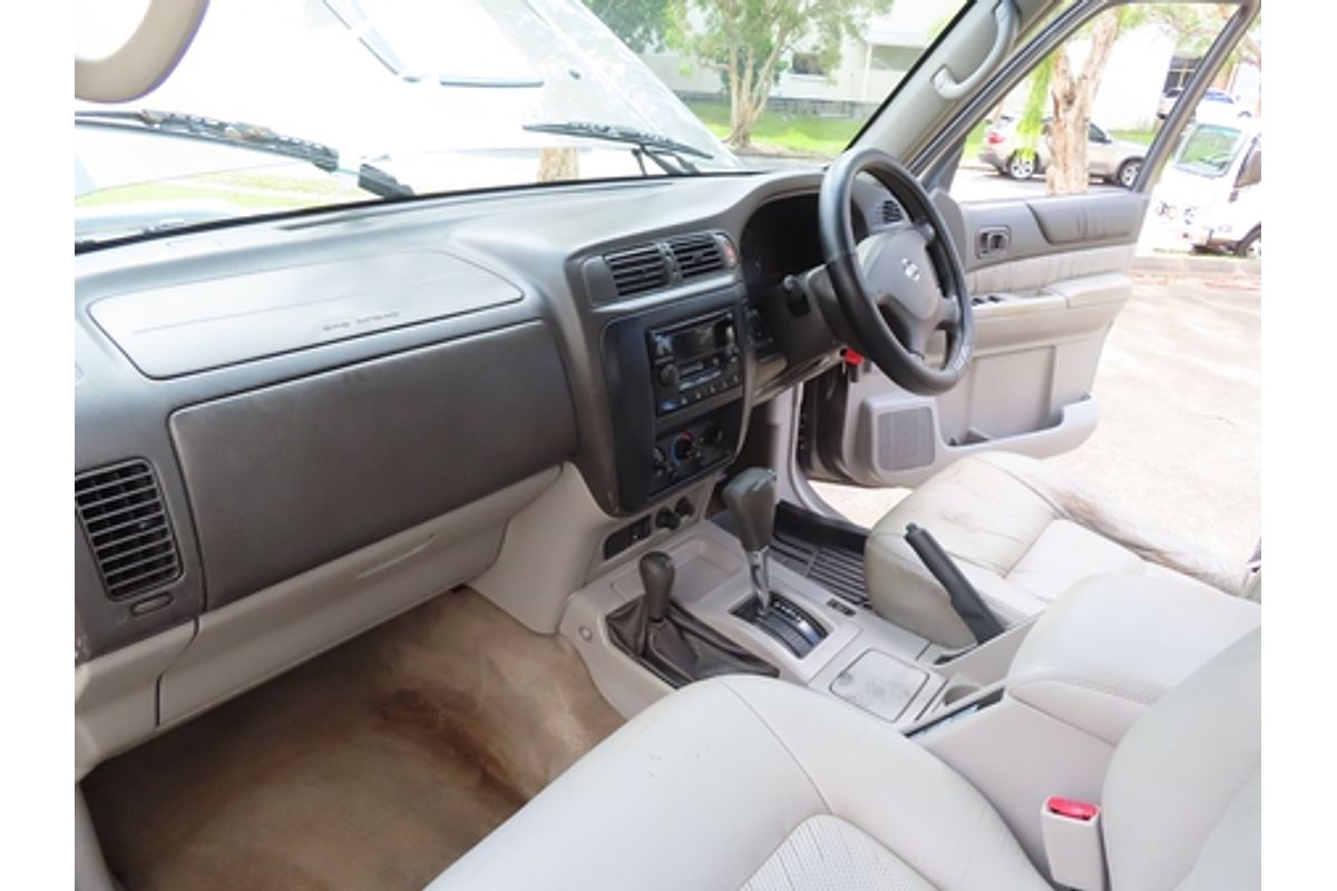 2004 Nissan Patrol ST-L GU IV