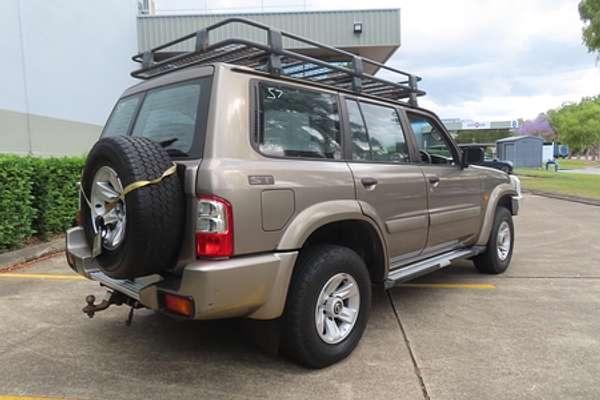2004 Nissan Patrol ST-L GU IV