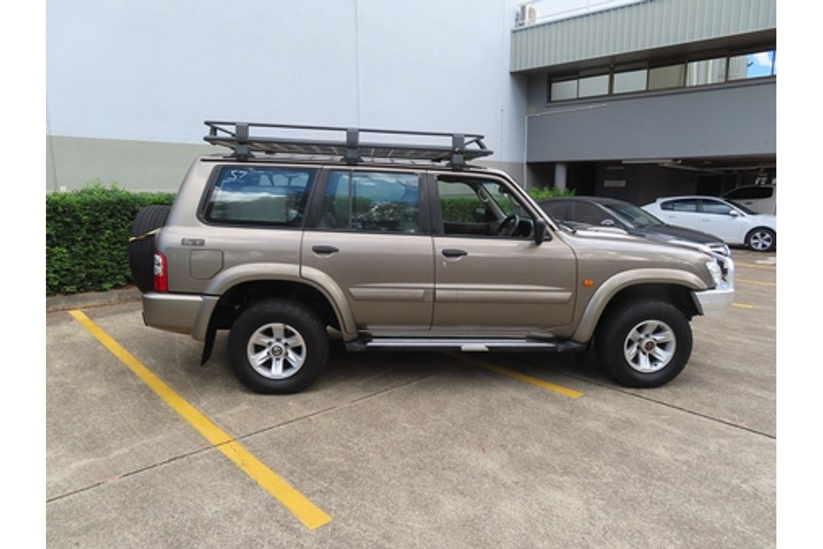 2004 Nissan Patrol ST-L GU IV