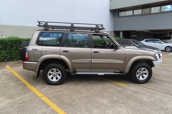 2004 Nissan Patrol ST-L GU IV