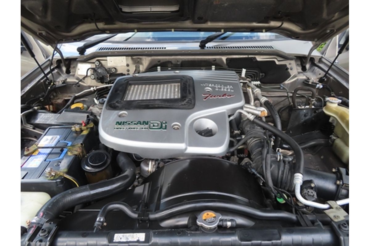 2004 Nissan Patrol ST-L GU IV