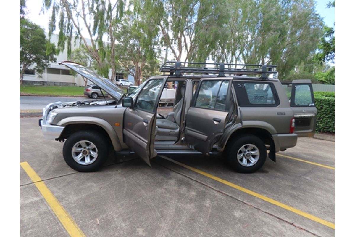 2004 Nissan Patrol ST-L GU IV