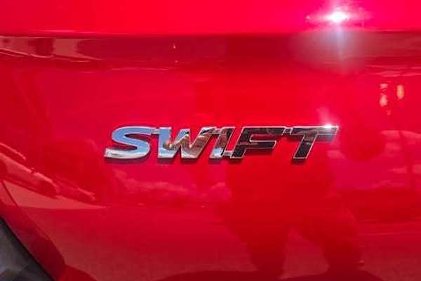 2025 Suzuki Swift Hybrid UZ