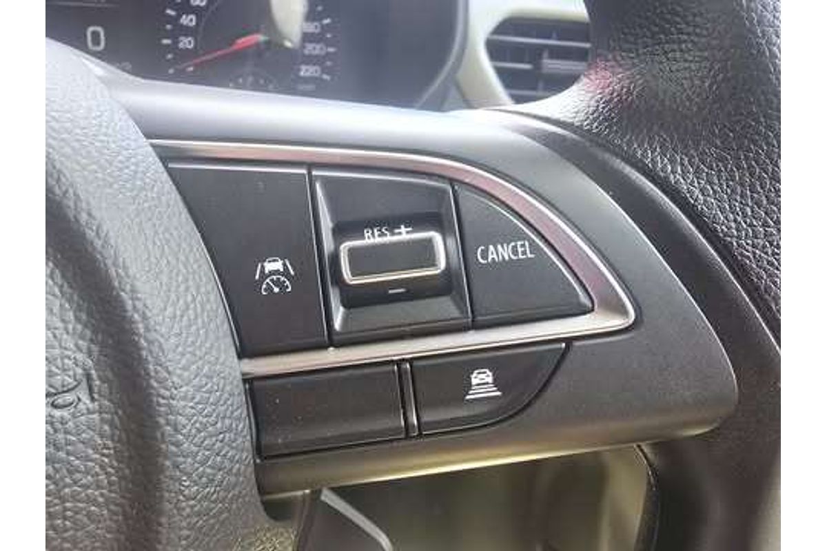 2025 Suzuki Swift Hybrid UZ