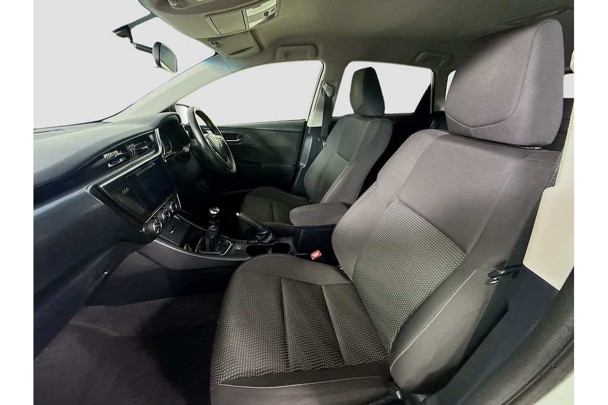 2016 Toyota Corolla Ascent Sport ZRE182R