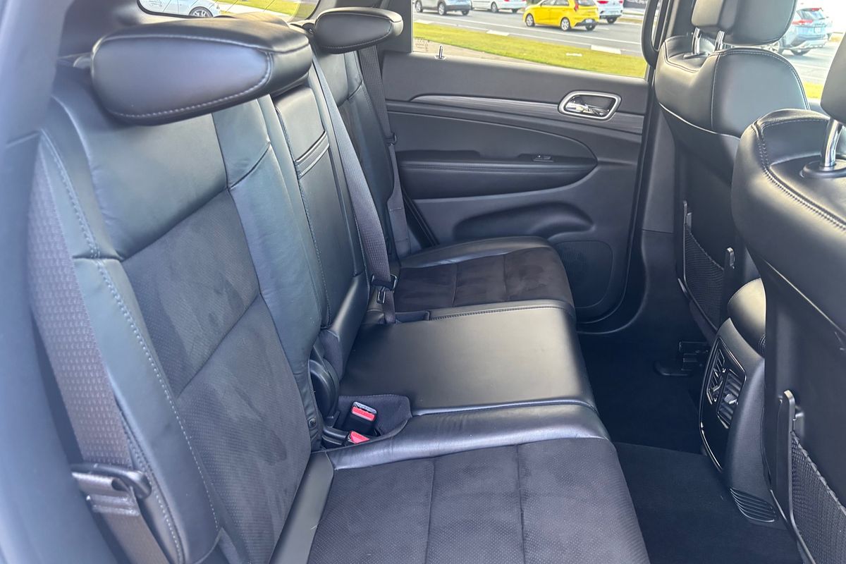 2019 Jeep Grand Cherokee Night Eagle WK