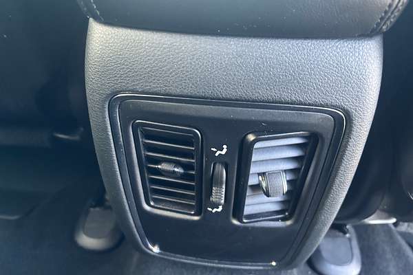 2019 Jeep Grand Cherokee Night Eagle WK