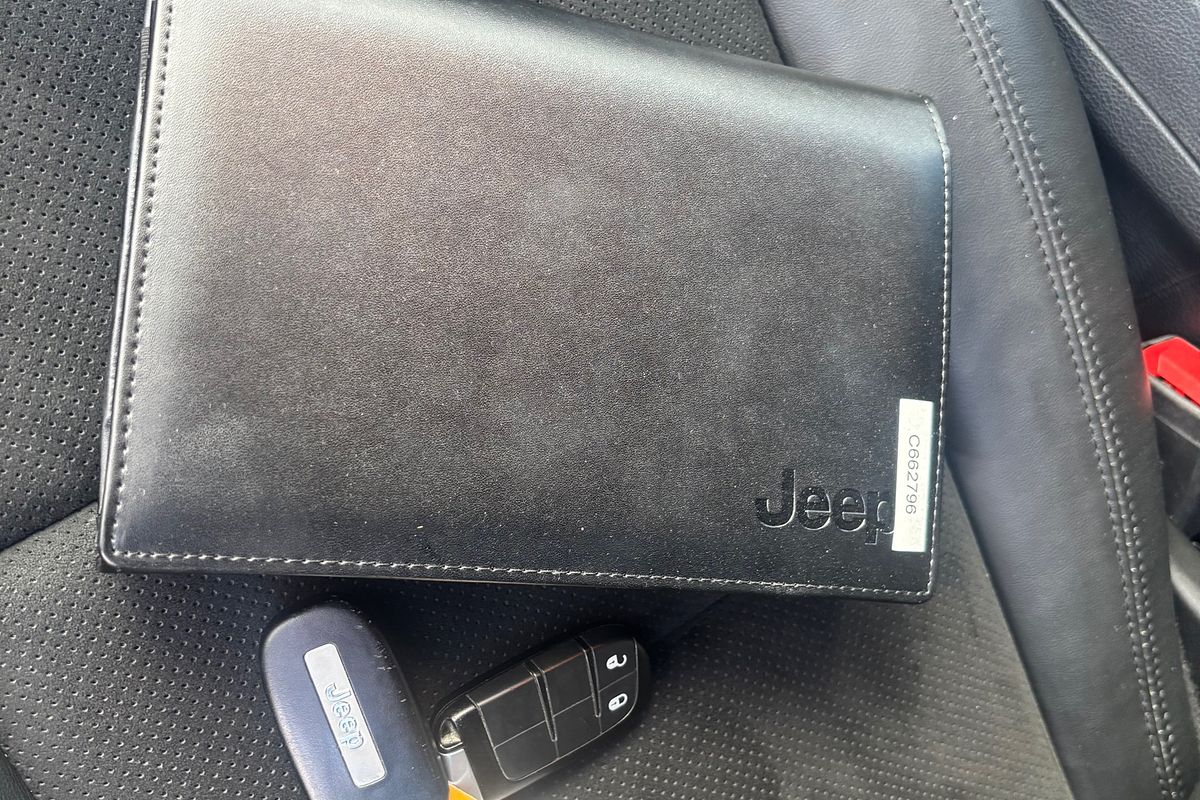 2019 Jeep Grand Cherokee Night Eagle WK