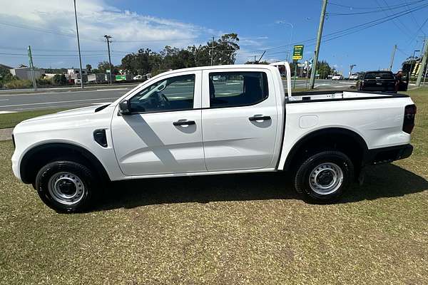 2025 Ford Ranger XL 4X4 2.0L
