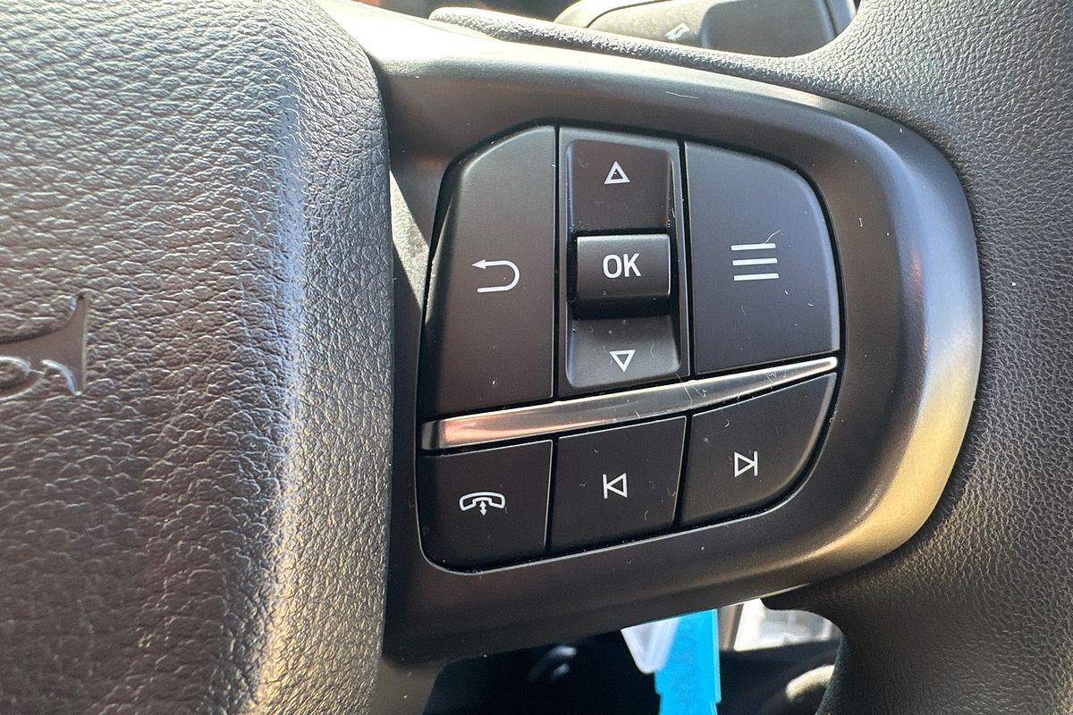 2025 Ford Ranger XL 4X4 2.0L