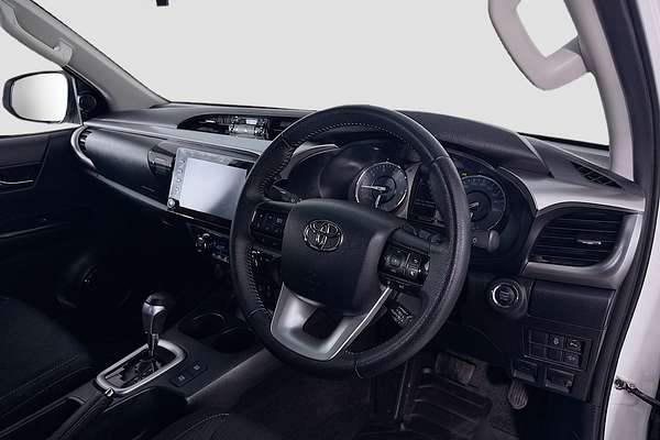 2021 Toyota Hilux SR5 GUN126R 4X4