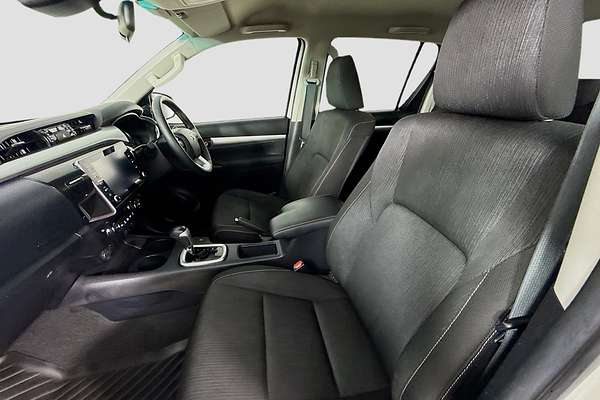 2021 Toyota Hilux SR5 GUN126R 4X4
