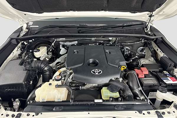 2021 Toyota Hilux SR5 GUN126R 4X4