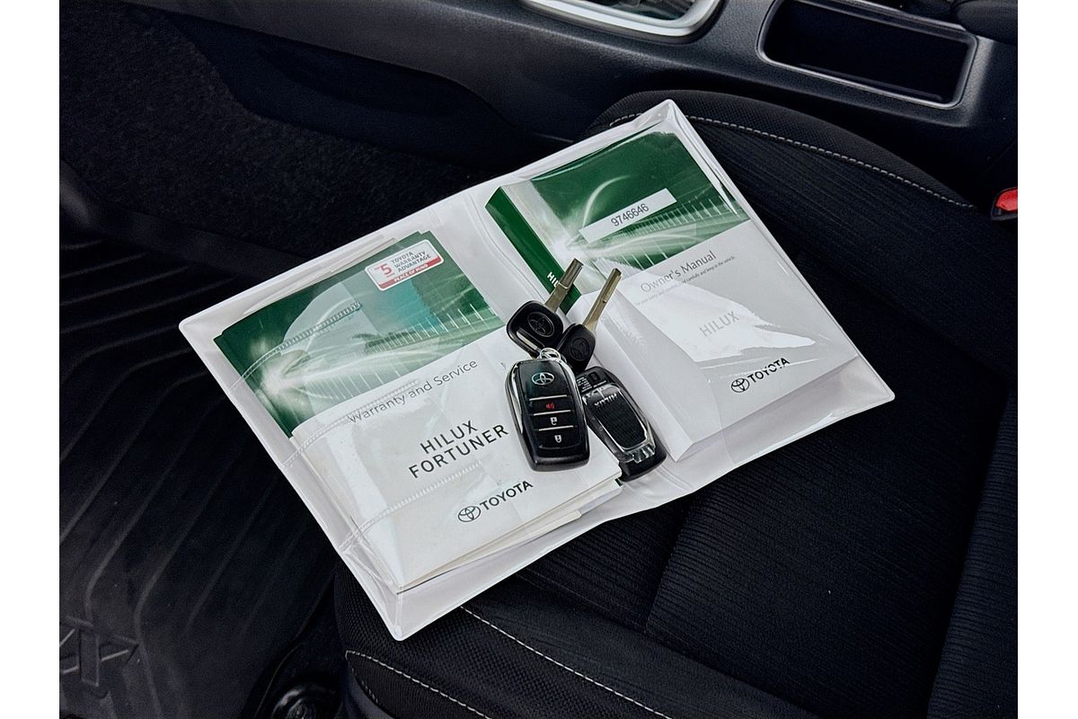 2021 Toyota Hilux SR5 GUN126R 4X4