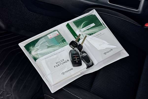 2021 Toyota Hilux SR5 GUN126R 4X4