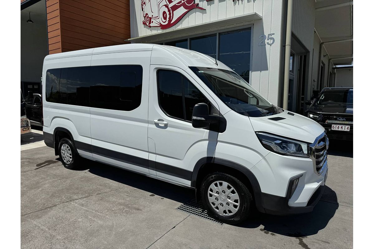 2024 LDV Delivery 9 Bus Mid Roof LWB