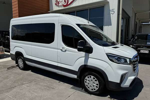 2024 LDV Delivery 9 Bus Mid Roof LWB