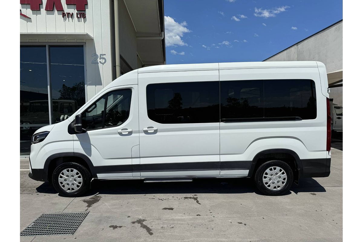 2024 LDV Delivery 9 Bus Mid Roof LWB