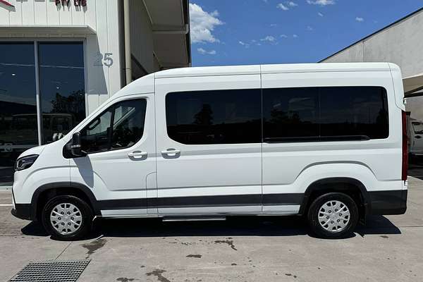 2024 LDV Delivery 9 Bus Mid Roof LWB