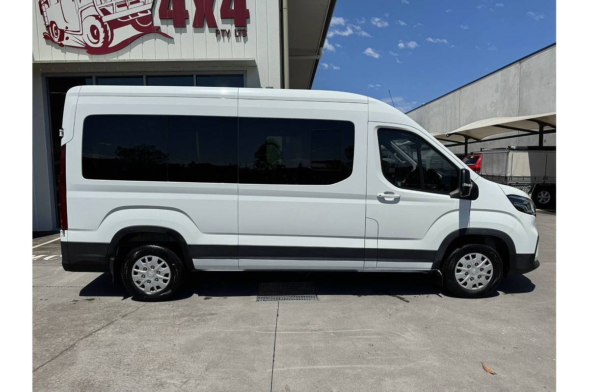 2024 LDV Delivery 9 Bus Mid Roof LWB