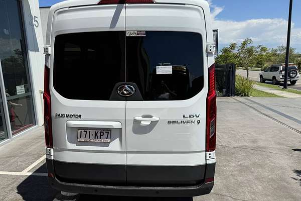 2024 LDV Delivery 9 Bus Mid Roof LWB