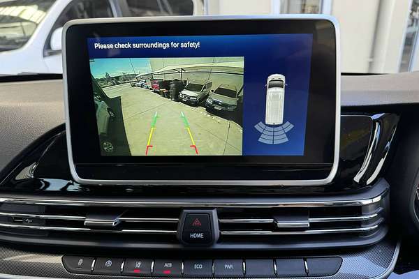 2024 LDV Delivery 9 Bus Mid Roof LWB