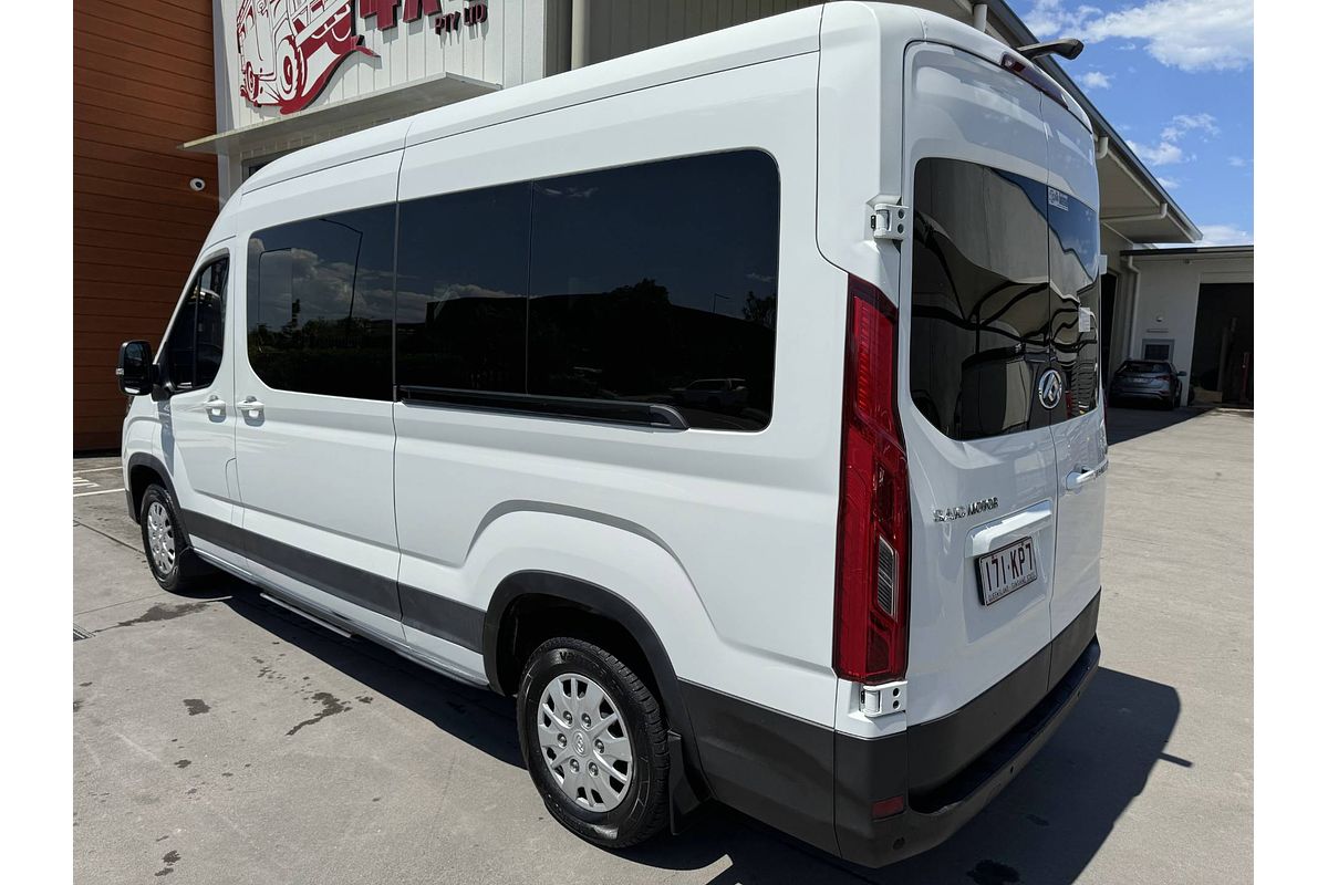 2024 LDV Delivery 9 Bus Mid Roof LWB