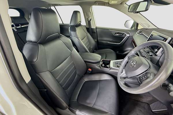 2021 Toyota RAV4 Cruiser AXAH52R