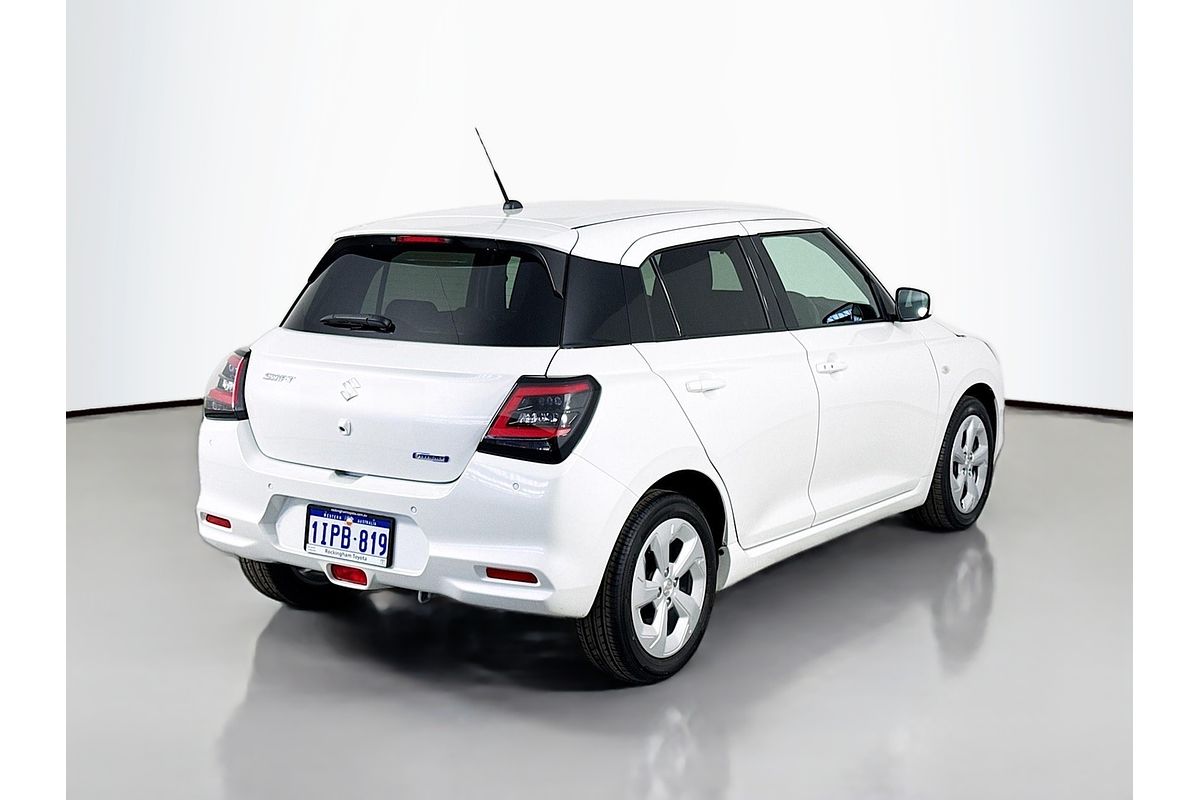 2025 Suzuki Swift Hybrid Plus UZ