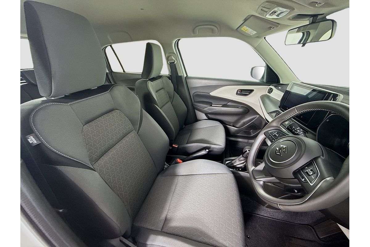 2025 Suzuki Swift Hybrid Plus UZ