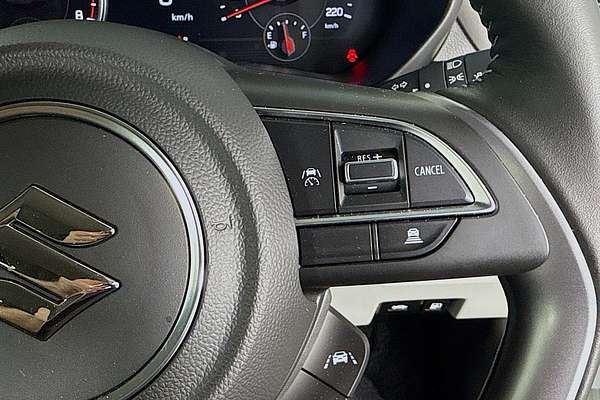 2025 Suzuki Swift Hybrid Plus UZ