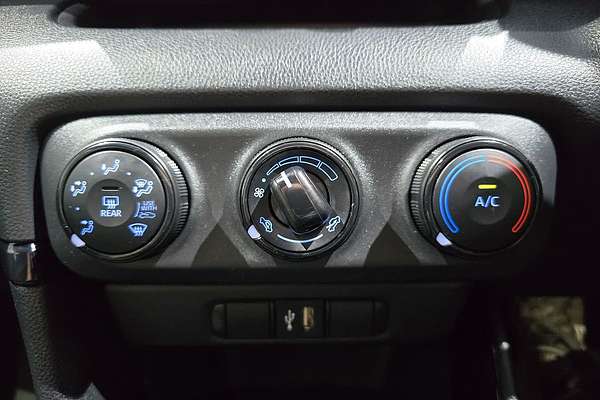 2022 Toyota Yaris Ascent Sport MXPA10R